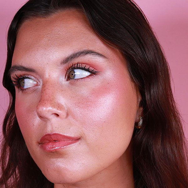 Dewy Dream Face Blush från Makeup Mekka – bild 4