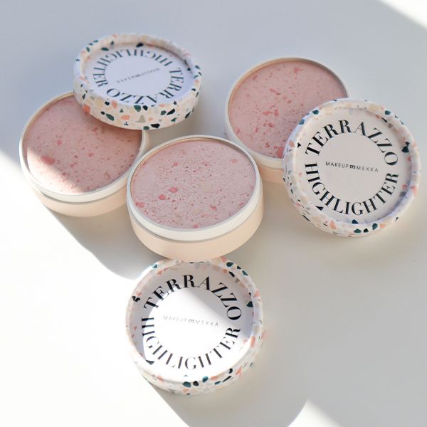 Terrazzo Highlighter från Makeup Mekka – bild 4