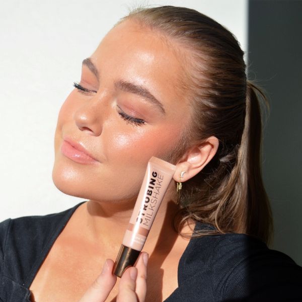 Strobing Milkshake från Makeup Mekka – bild 2