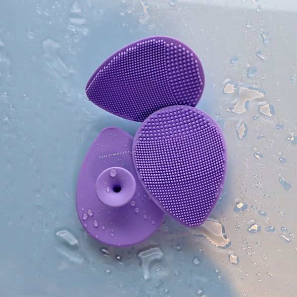 Cleansing & Peeling Tool Purple från Makeup Mekka – bild 3