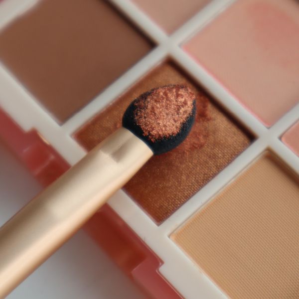 316 Sponge & Blending Eyeshadow Brush från Makeup Mekka – bild 6