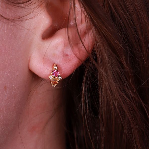 So Cute Huggie Hoops från Makeup Mekka – bild 3
