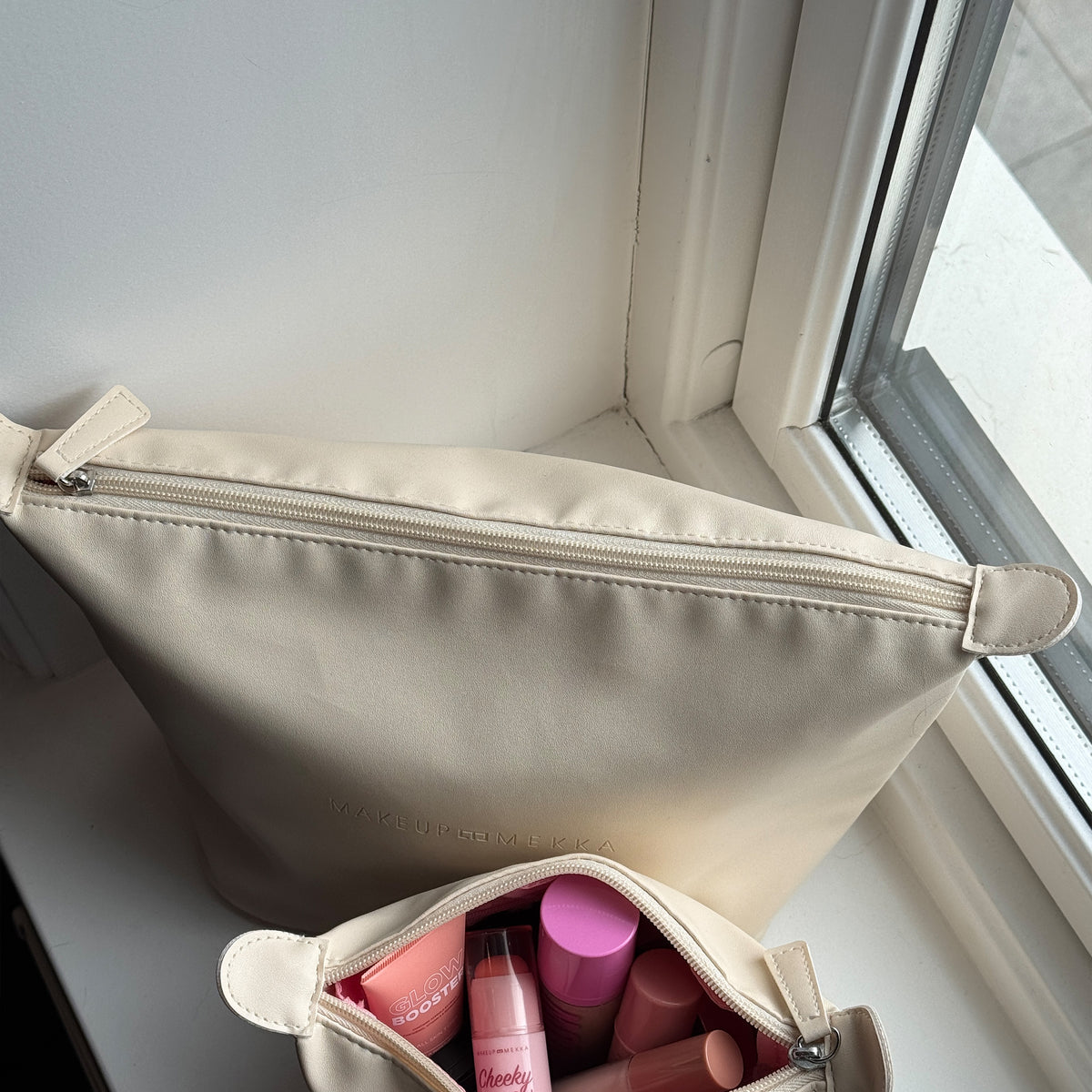 Wash & Go Makeup Bag Large