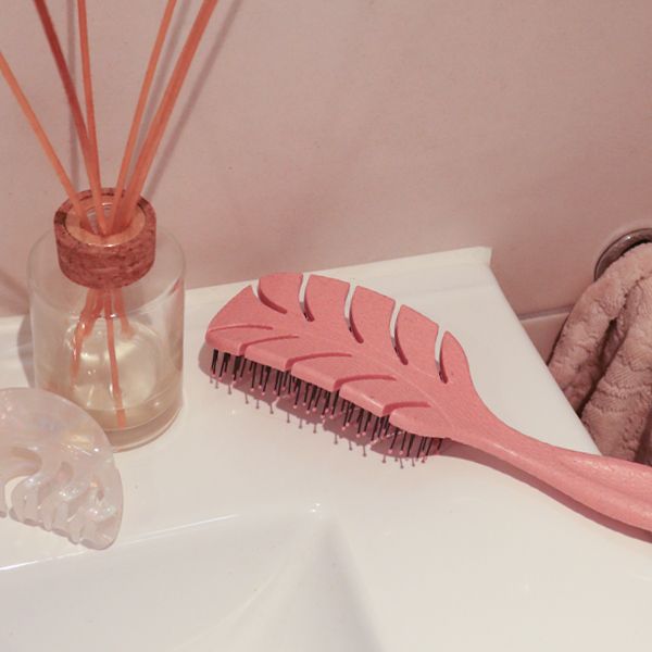Classic Hair Brush från Makeup Mekka – bild 3