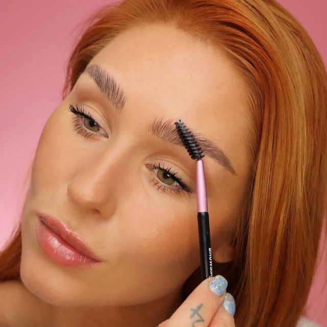 Brow Soap Clear från Makeup Mekka – bild 4