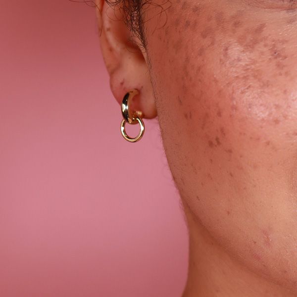 Golden Circle Earrings från Makeup Mekka – bild 4