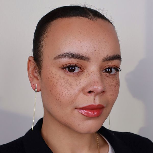 Golden Line Earrings från Makeup Mekka – bild 3