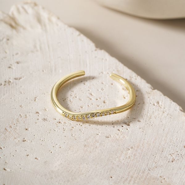 Gleam Wave Ring från Makeup Mekka – bild 2