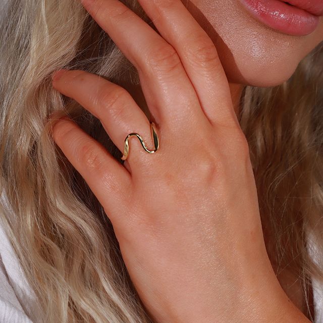 Aria Ring från Makeup Mekka – bild 3