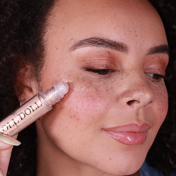 Roll Doll Highlighter Powder från Makeup Mekka – bild 2