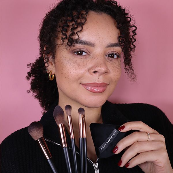 Black Bronze Brush Set & Puff från Makeup Mekka – bild 4