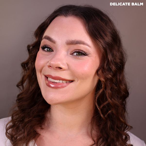 #Färg_Delicate Balm